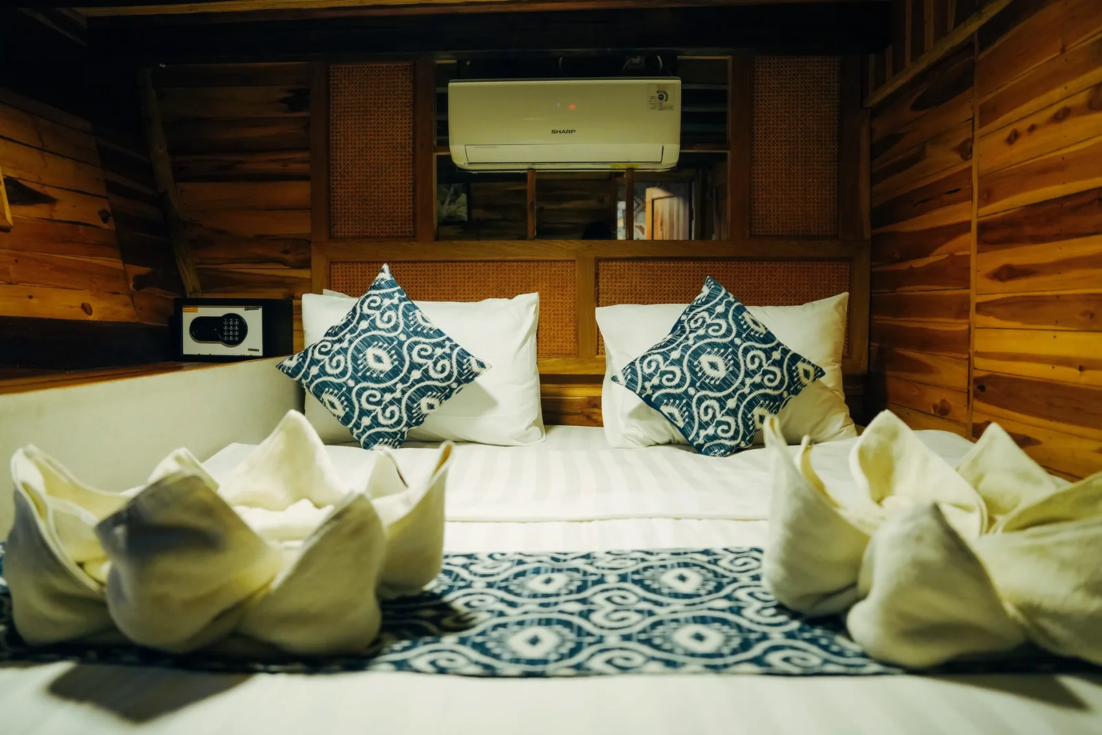 Deluxe Cabin 1