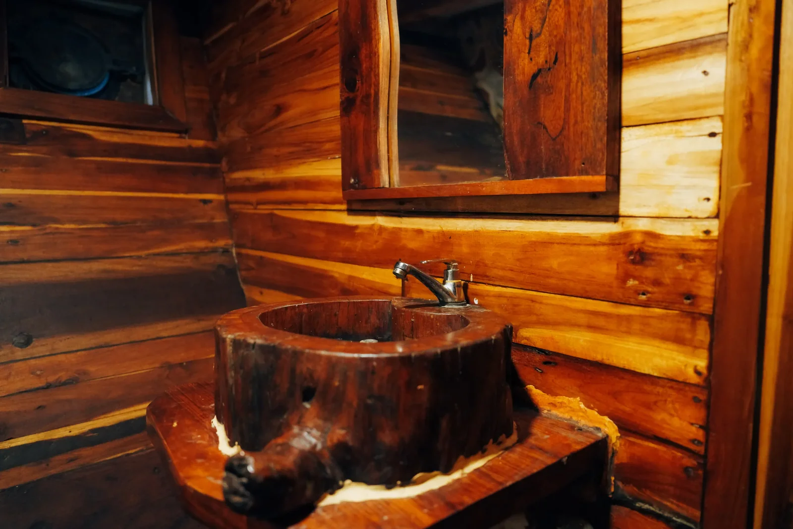 Deluxe Cabin 2