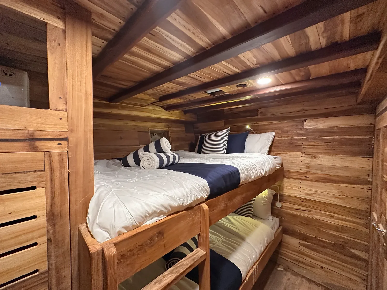 Coral Cabin 1