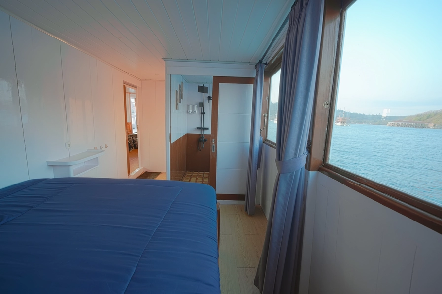 Signature Cabin 2