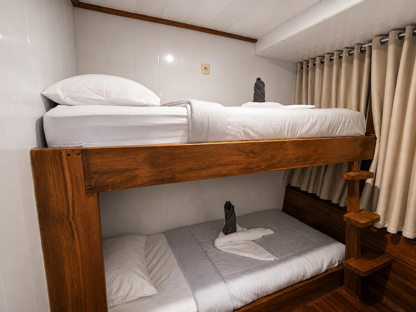 Private Cabin