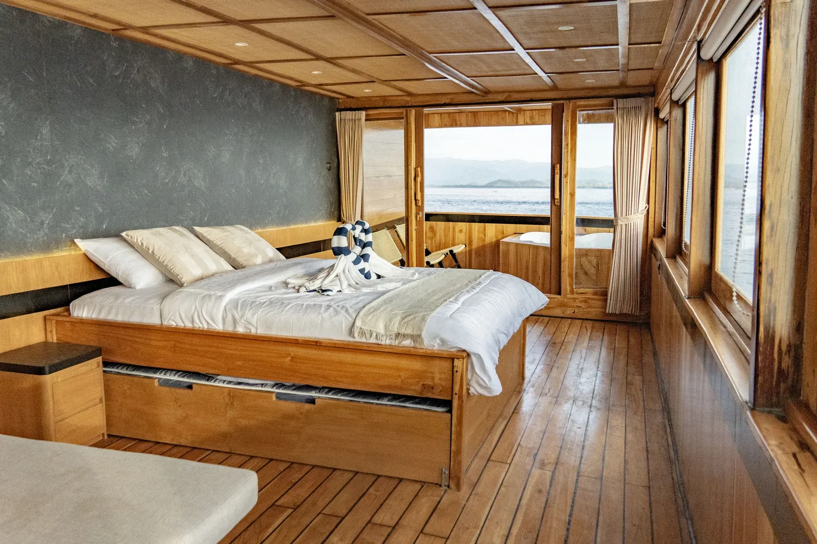Royal Master Cabin