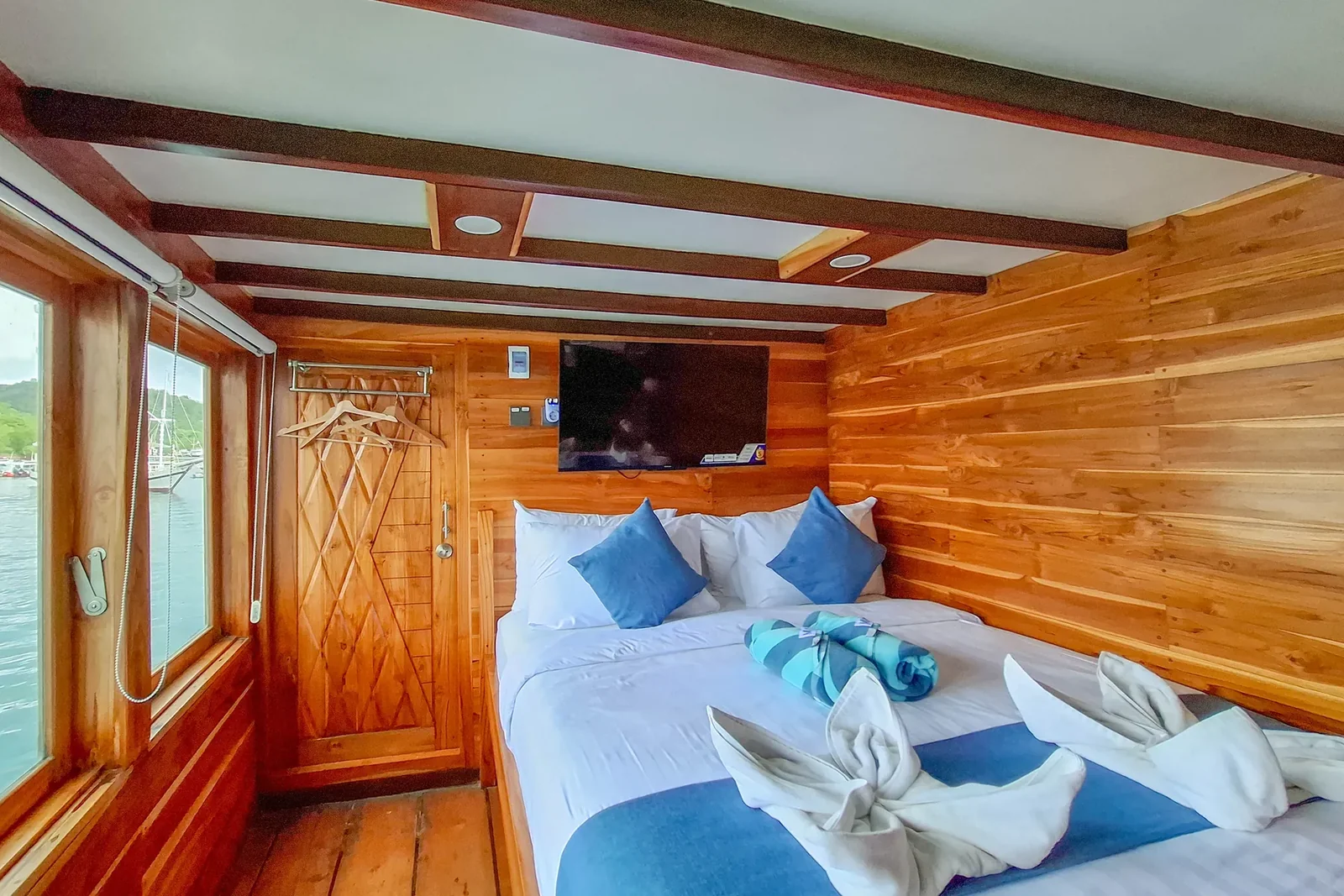 Deluxe Cabin