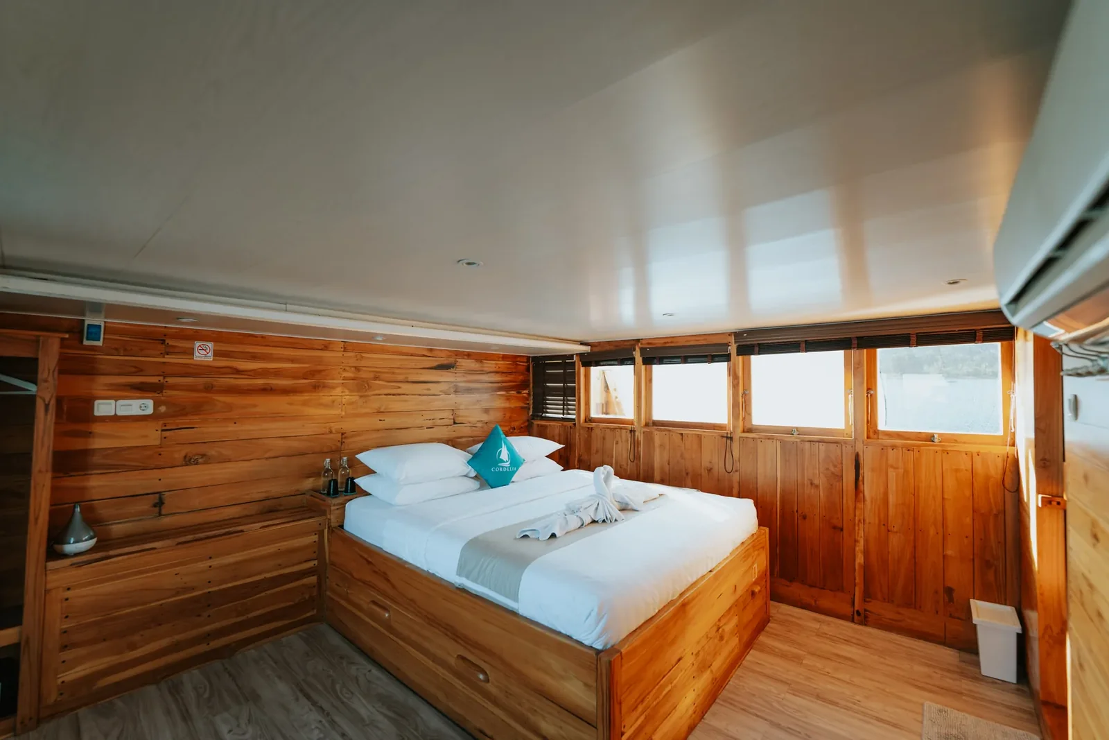 Sapphire Cabin