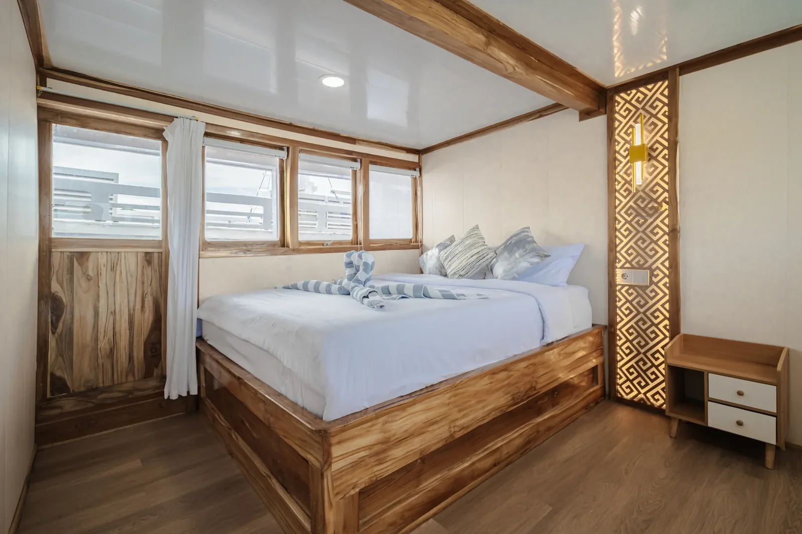 Deluxe Balcony Cabin