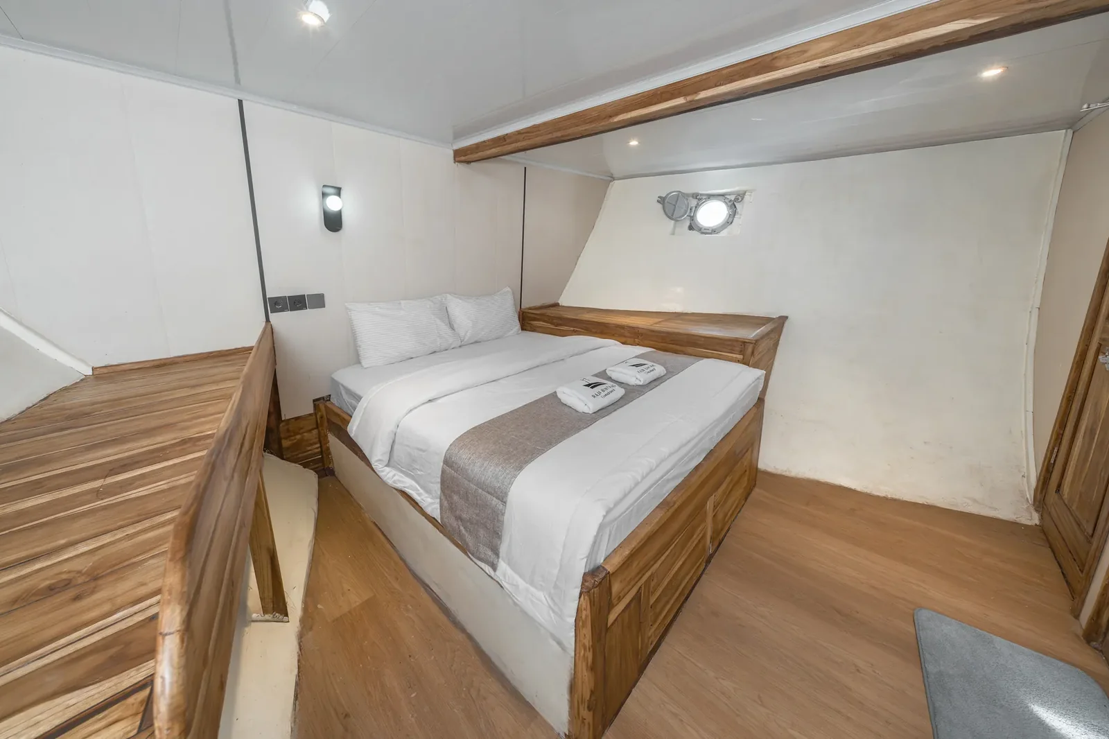 Standard Cabin