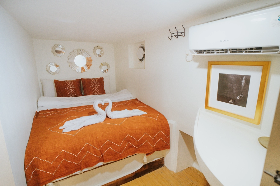 Deluxe Cabin 3