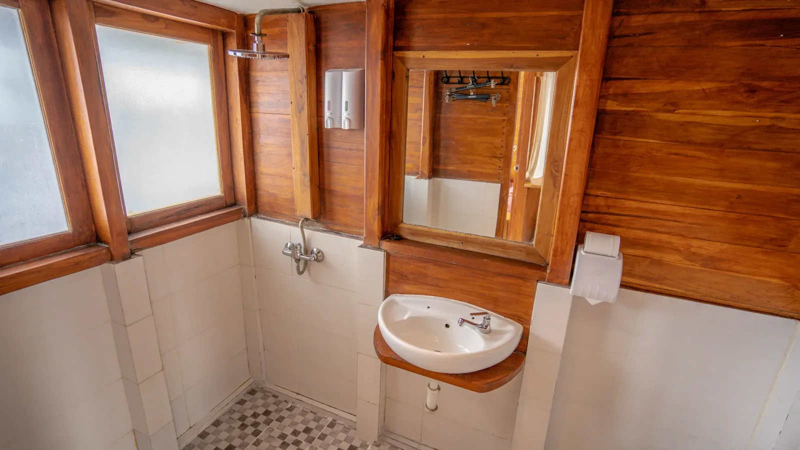 Deluxe Cabin