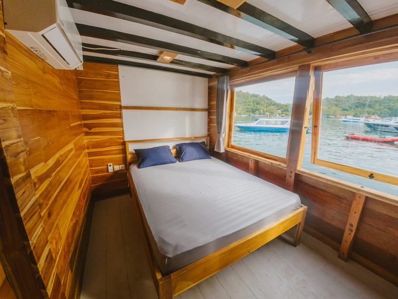 Signature Cabin