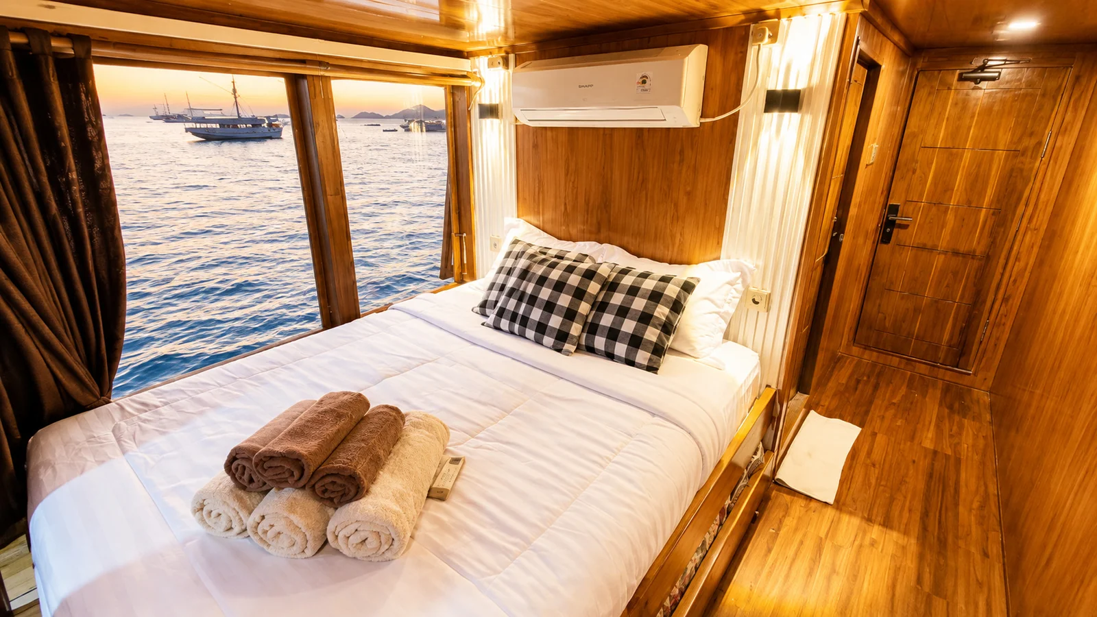 Deluxe Cabin