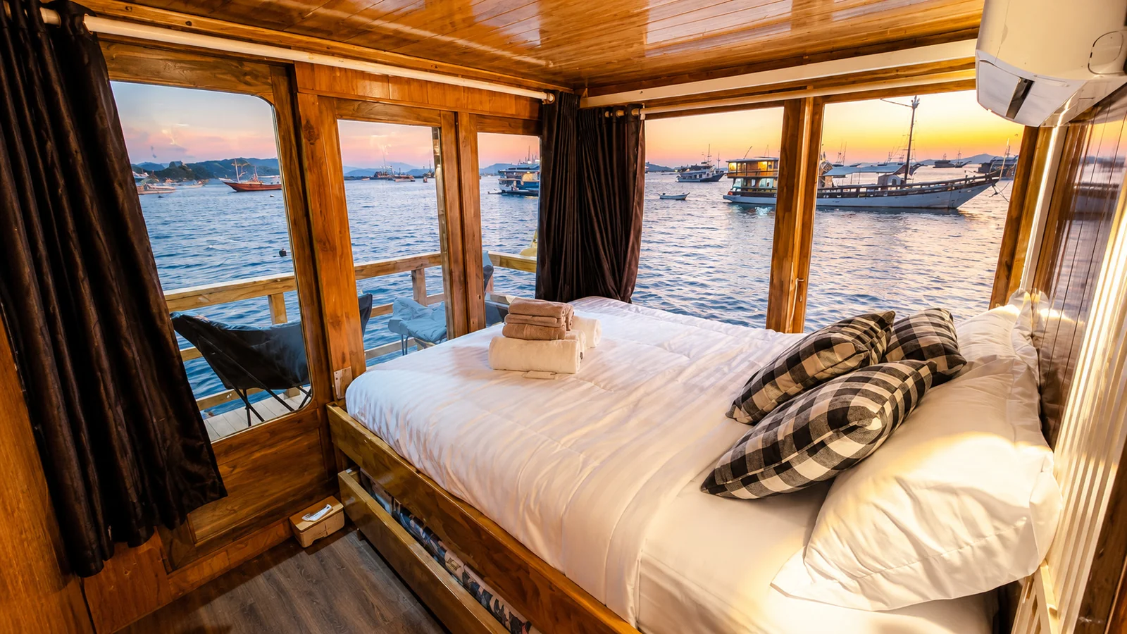 Deluxe Cabin