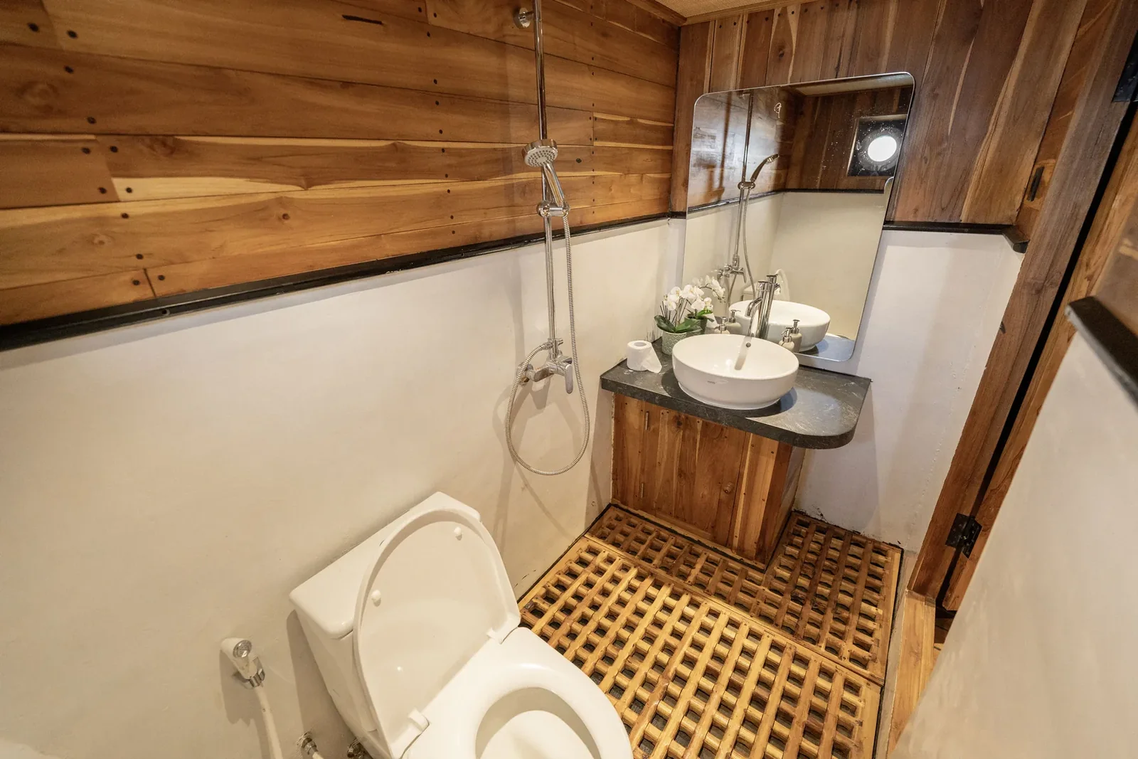 Superior Cabin