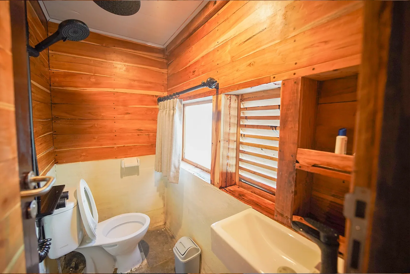 Signature Cabin
