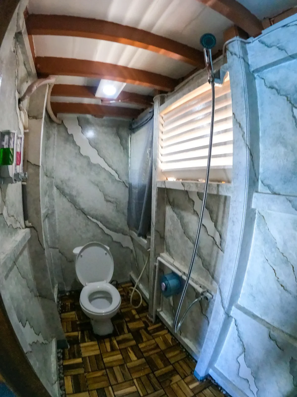 Bromo Cabin