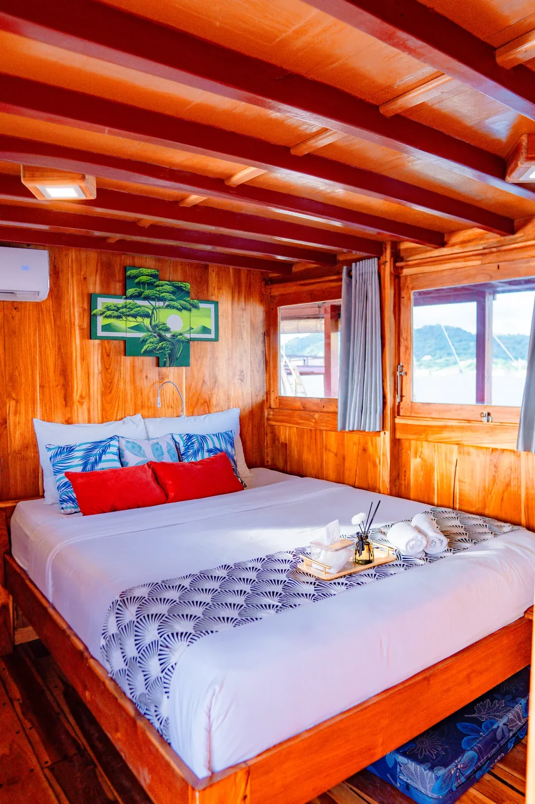 Deluxe Cabin
