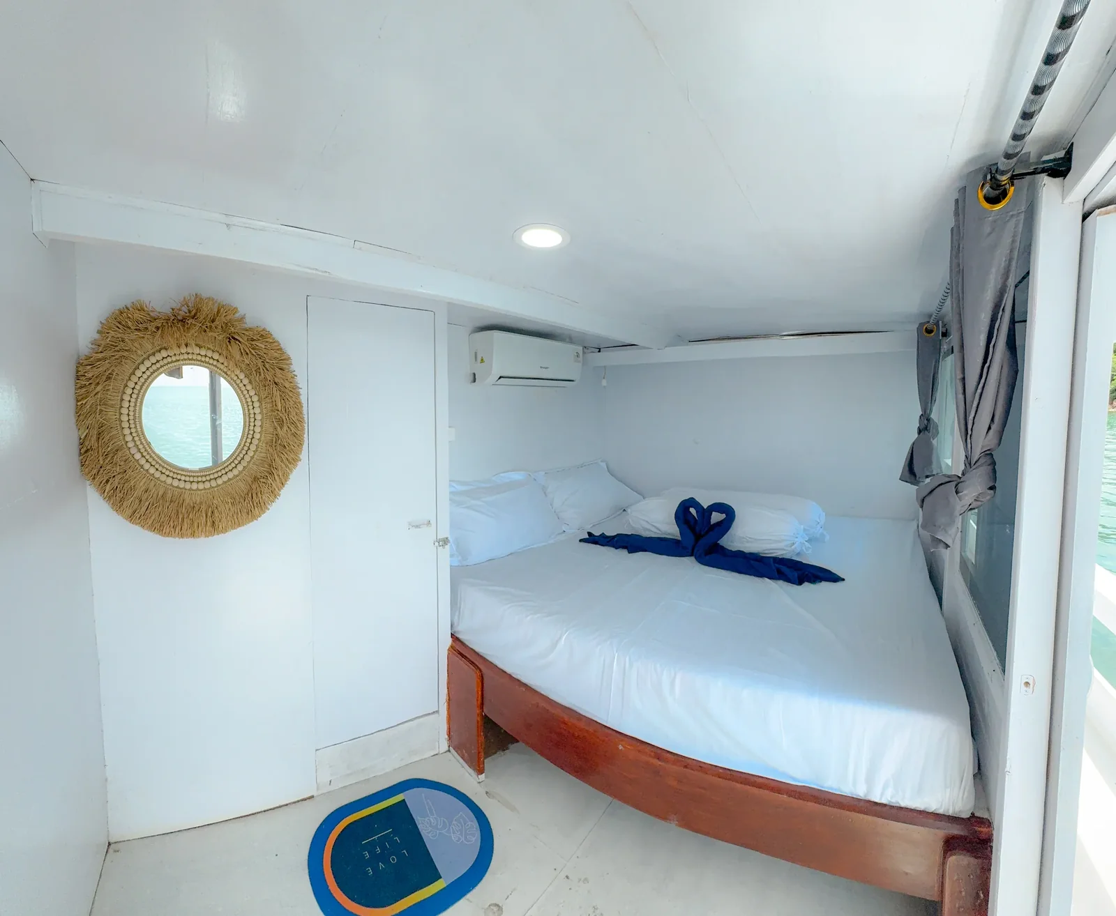 Private Cabin