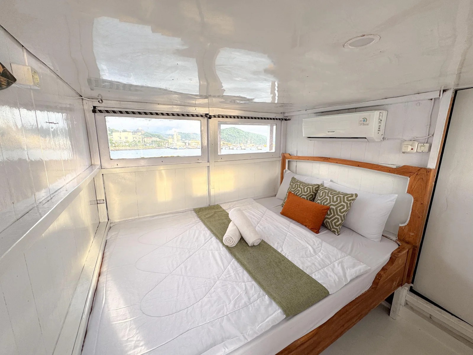 Deluxe Cabin