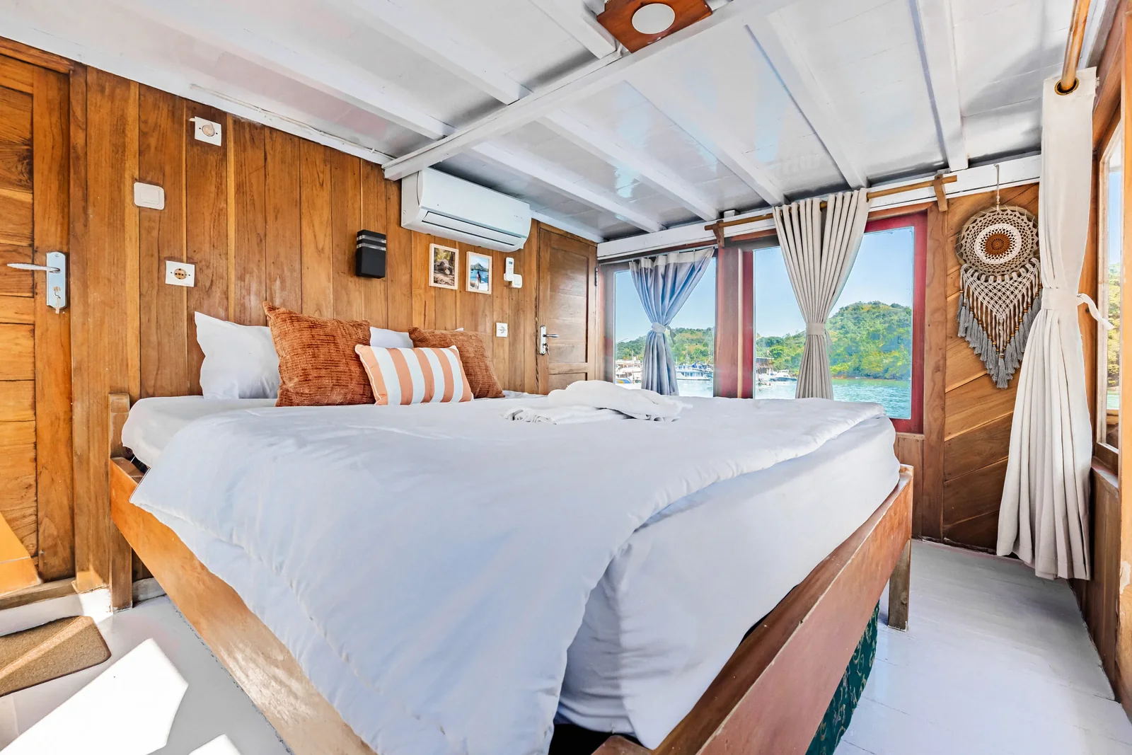 Master Cabin