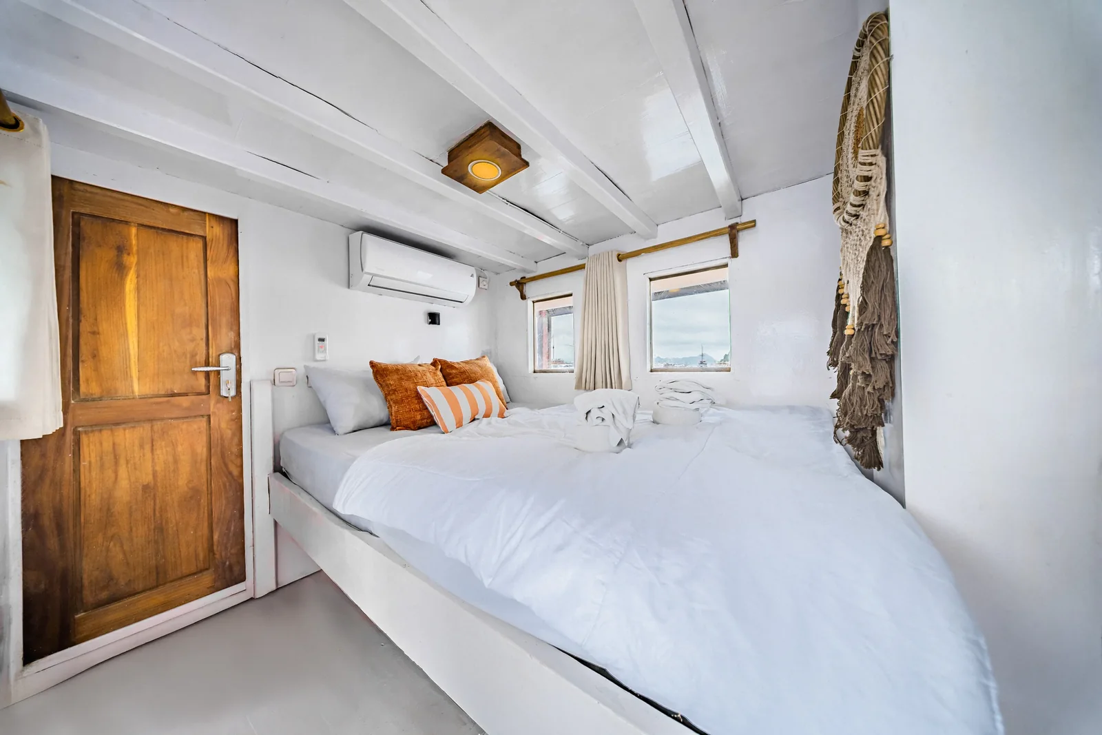 Private Cabin