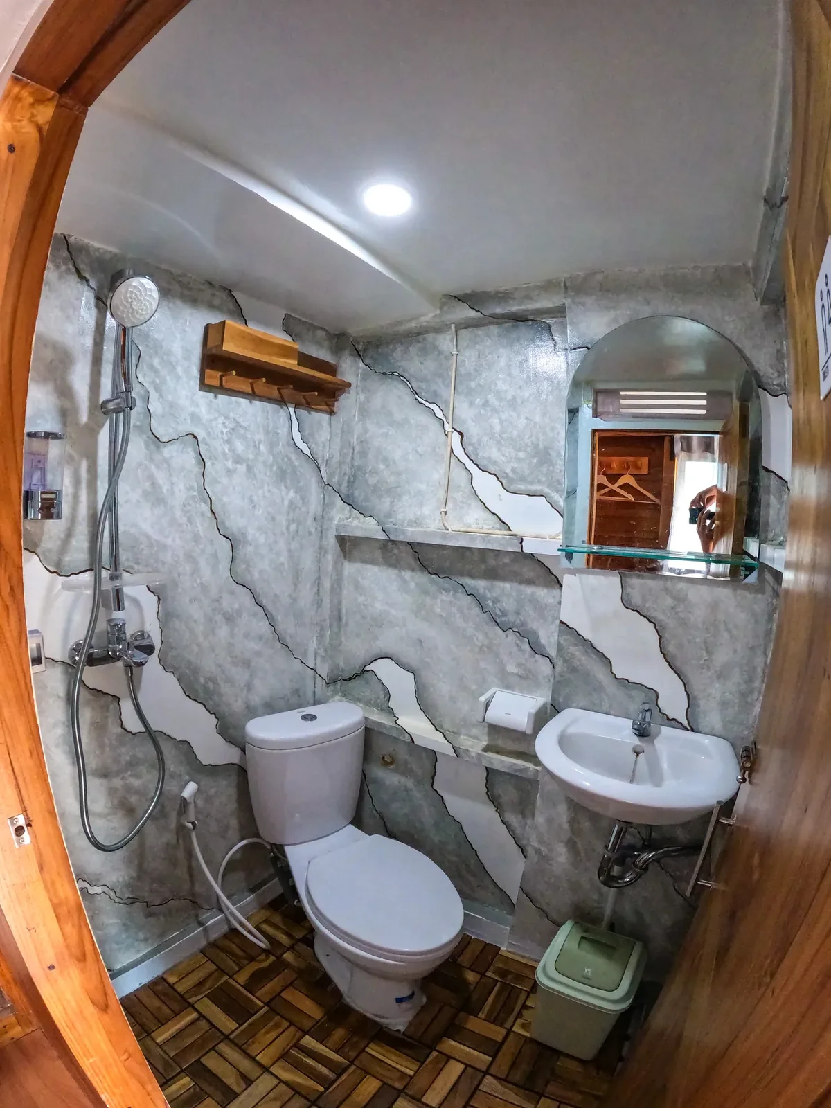 Krakatau Cabin