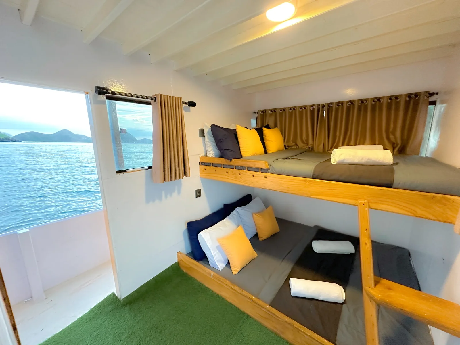 Deluxe Cabin 1