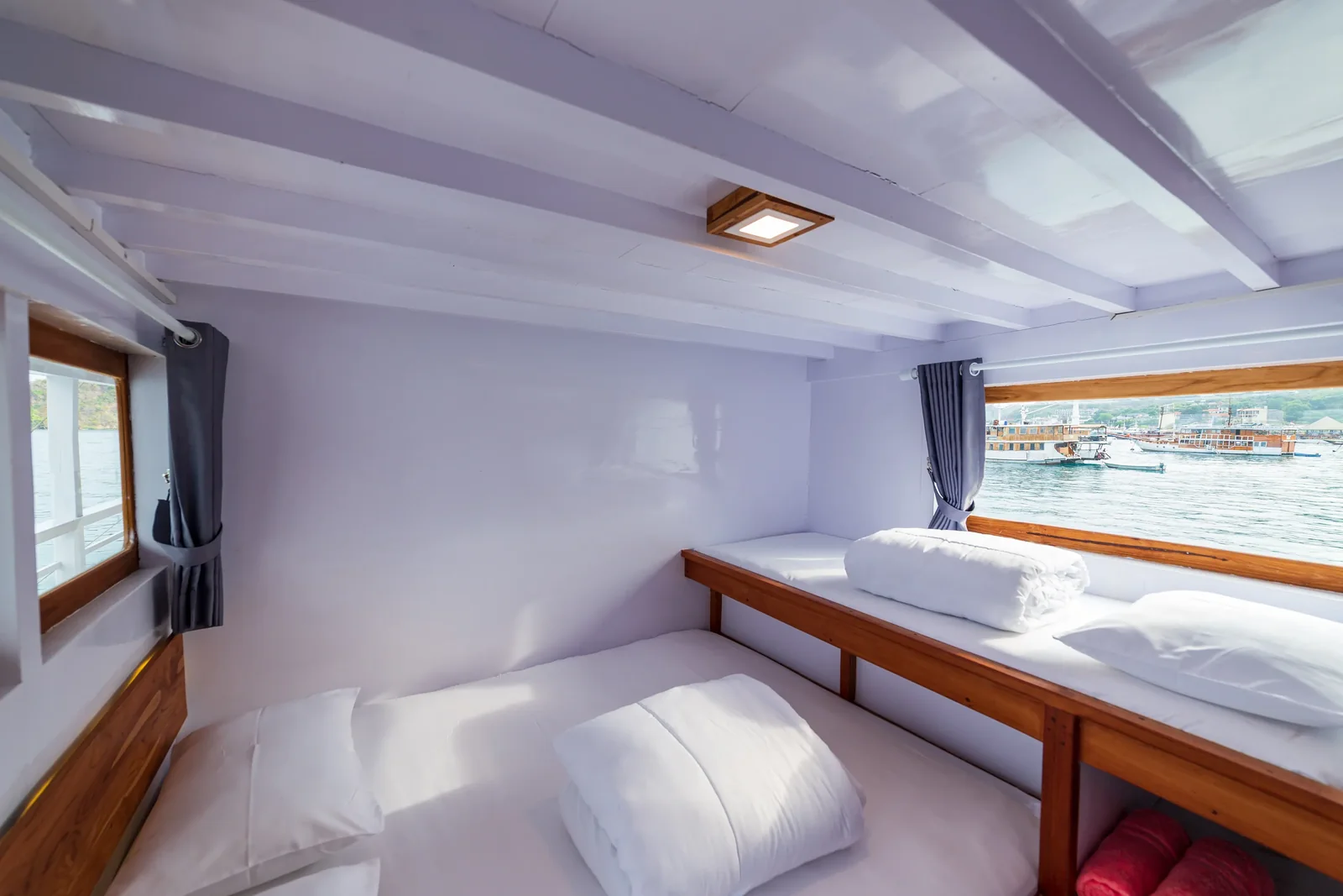Triple Cabin 1