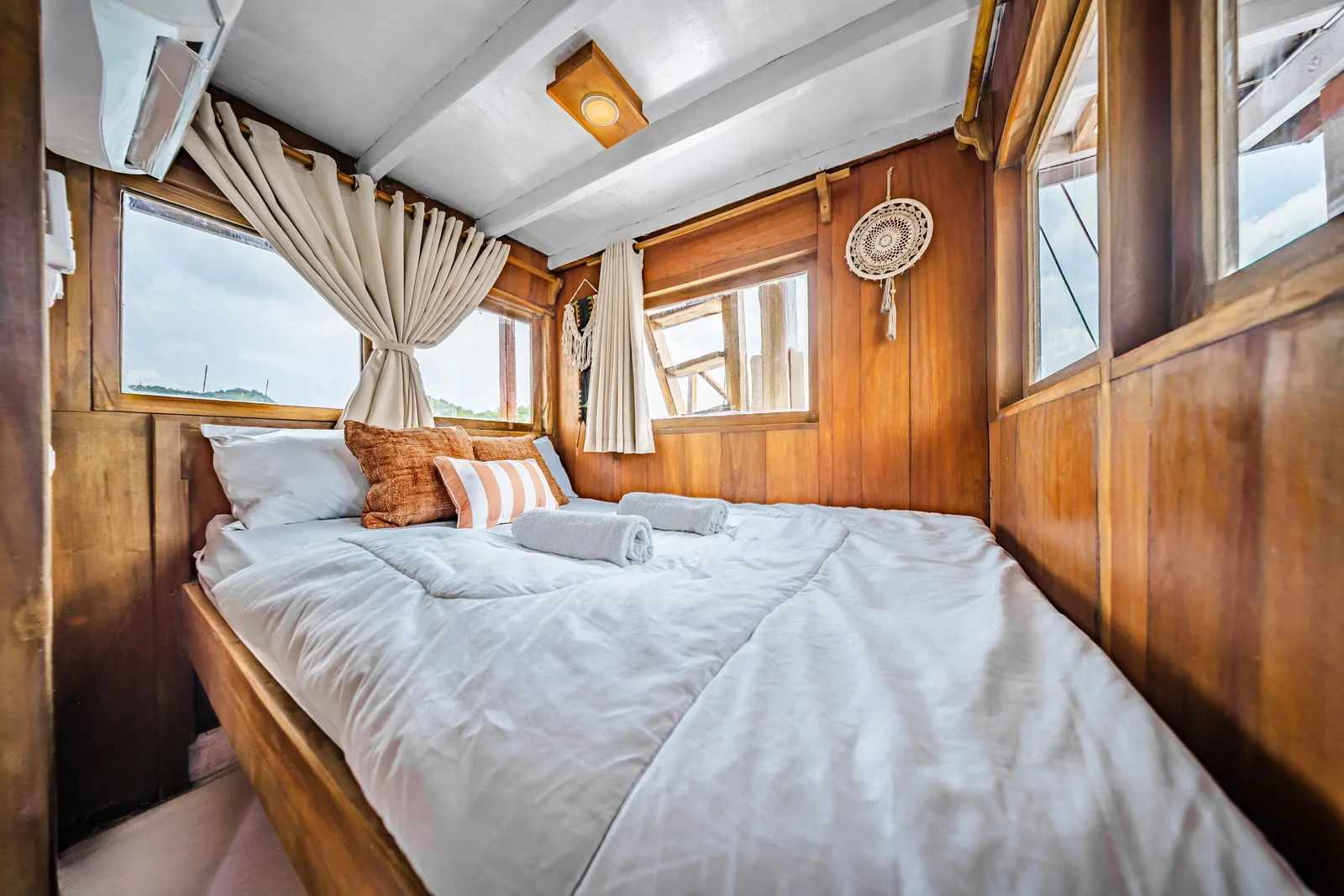 Deluxe Cabin