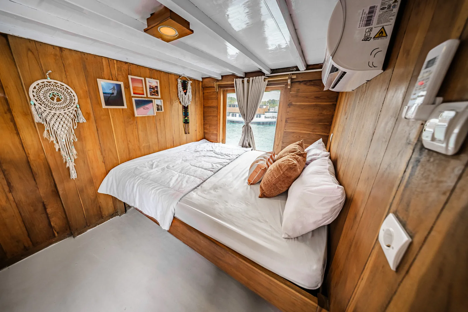 Private Cabin 2